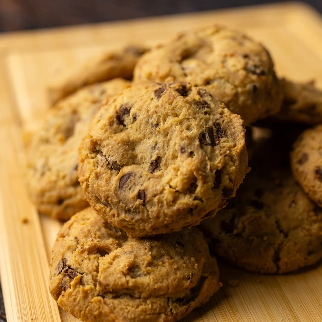 dont-crumble-under-pressure-buy-corporate-and-holiday-cookies-online-image fresh cookies delivered in a beautifully packaged gift box